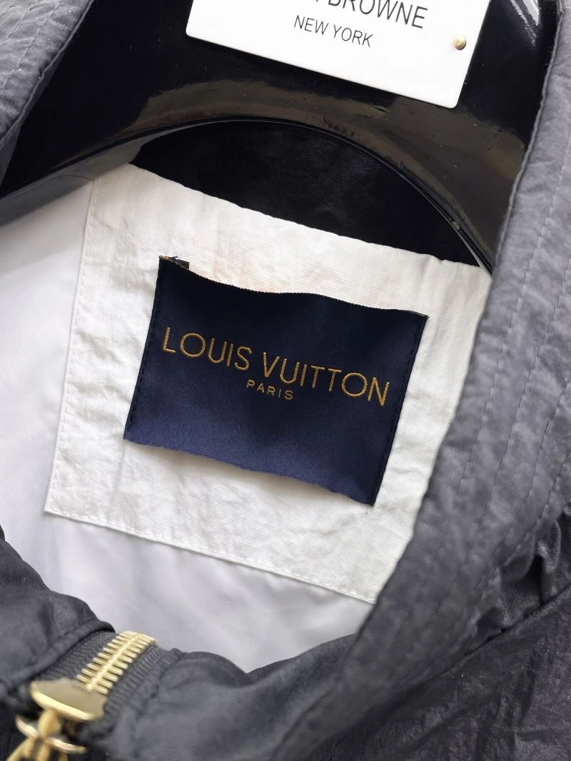 Louis Vuitton Outwear TimelessDesign 137614
