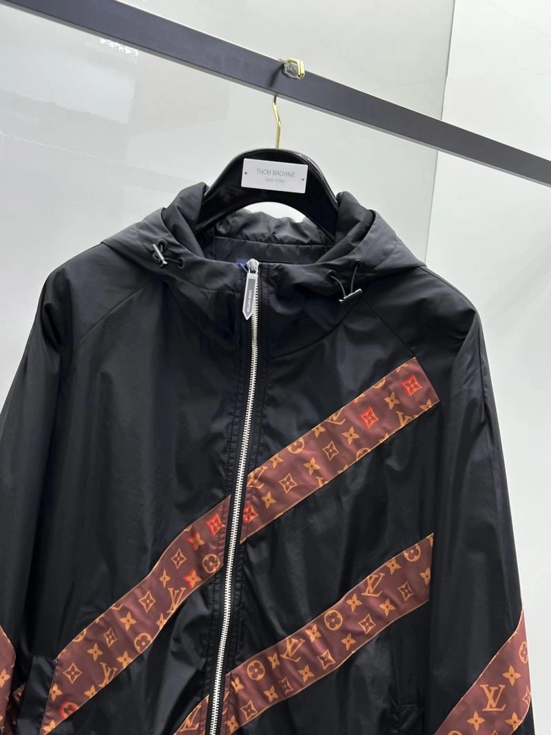 ModernLook Louis Vuitton Outwear 137611