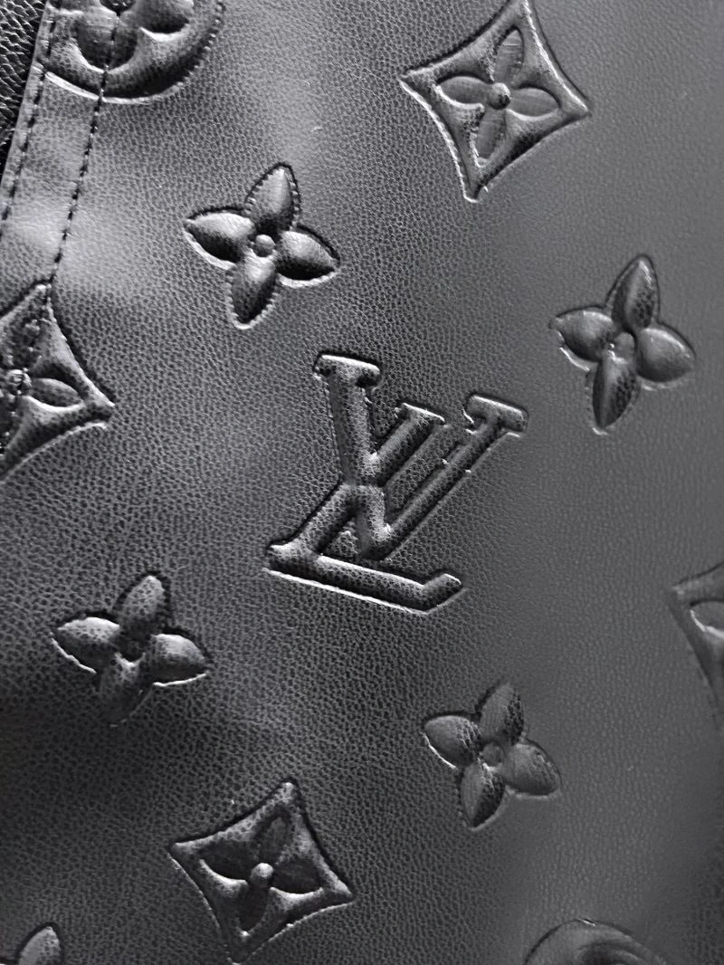 EasyMatch Louis Vuitton Outwear 137608