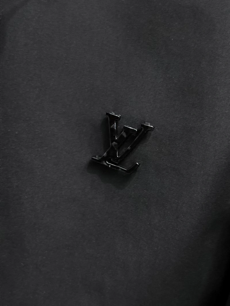Louis Vuitton Outwear Comfortable 137609