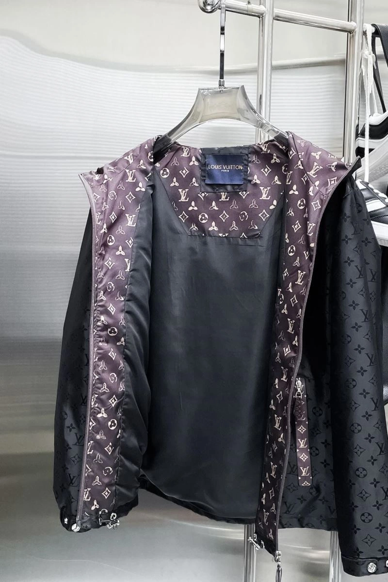 Louis Vuitton Outwear Affordable 137606