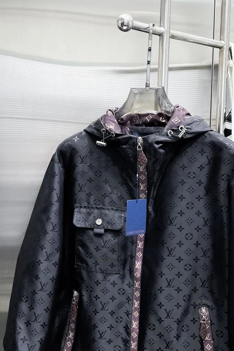 Louis Vuitton Outwear Affordable 137606