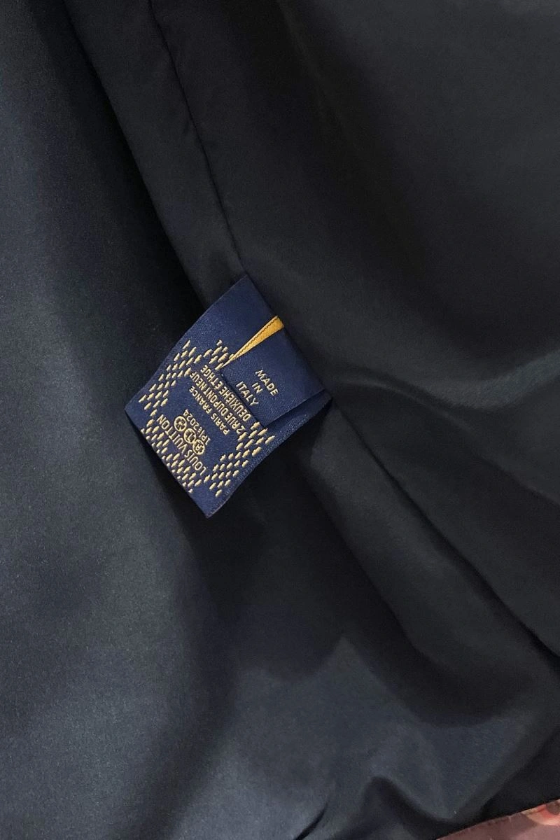 Louis Vuitton Outwear Lightweight 137604