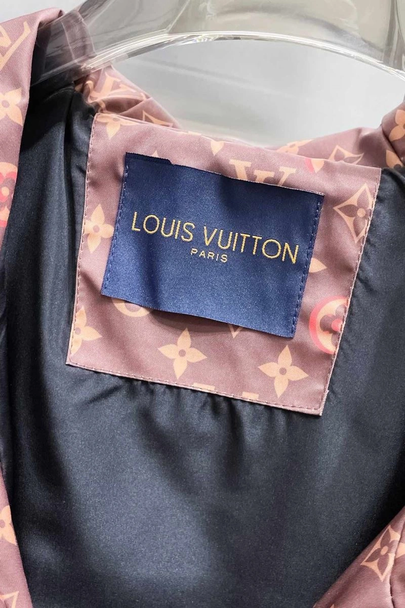 Louis Vuitton Outwear Lightweight 137604