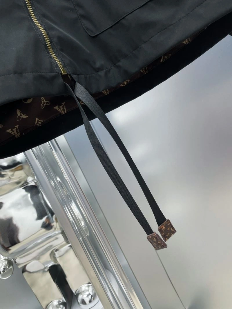 Louis Vuitton Outwear Minimalist 137585