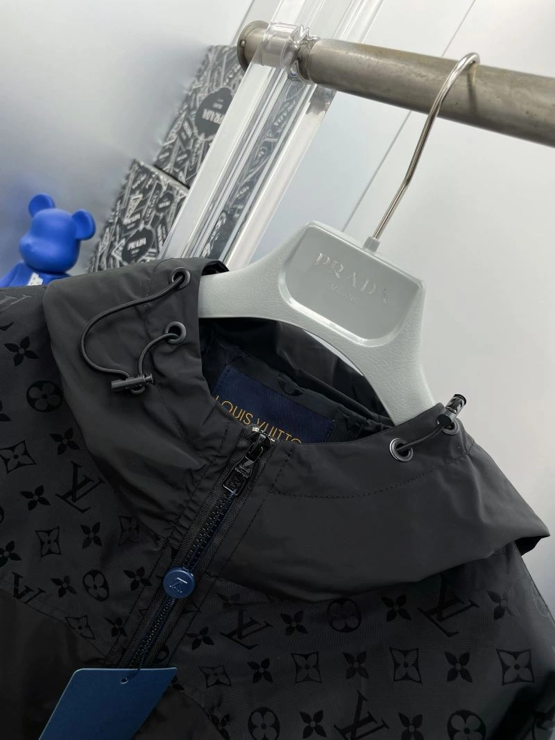 Louis Vuitton Outwear Upgraded 137581