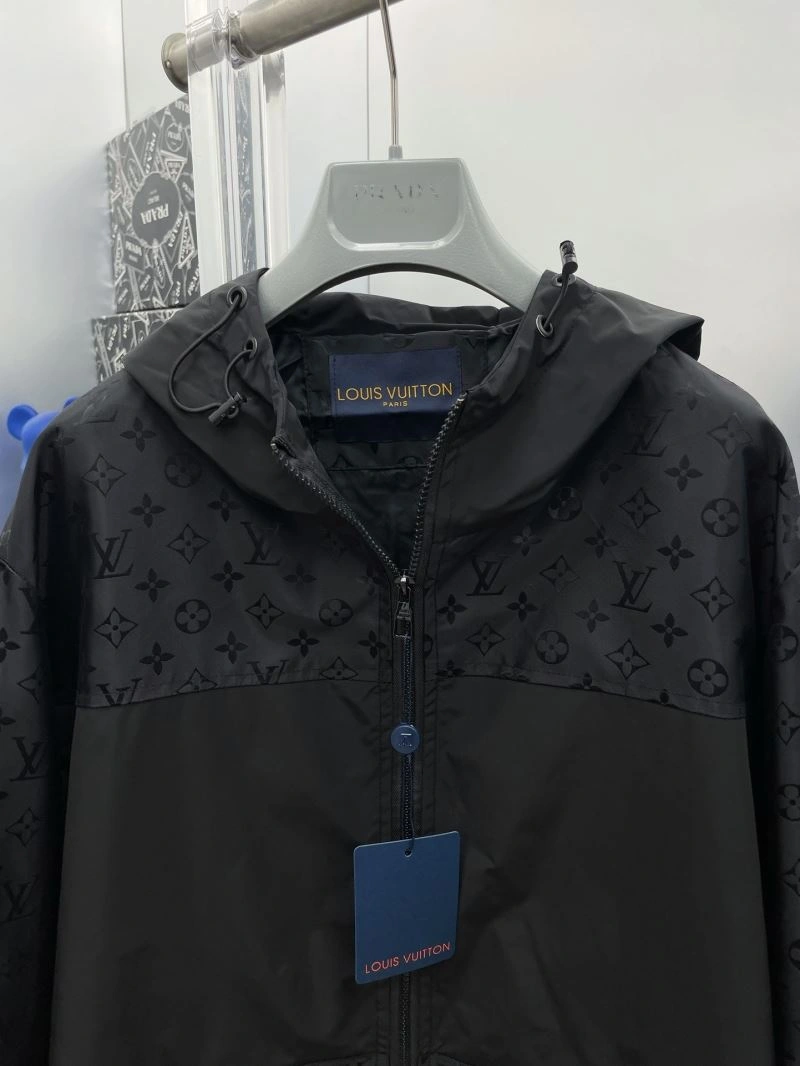 Louis Vuitton Outwear Upgraded 137581