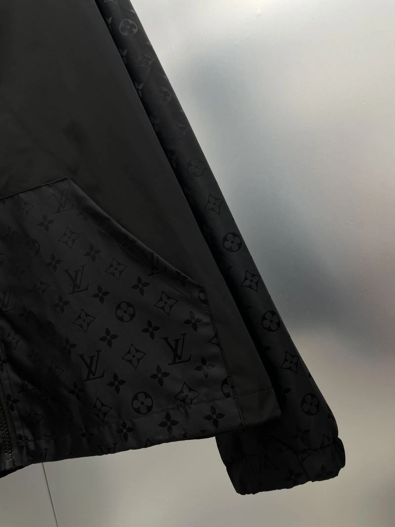 Louis Vuitton Outwear Upgraded 137581