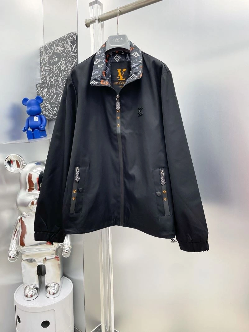 Original Louis Vuitton Outwear 137573