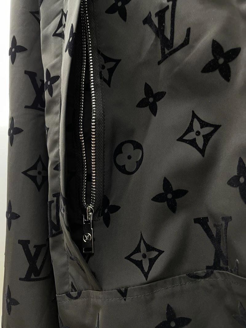 SmartChoice Louis Vuitton Outwear 137574
