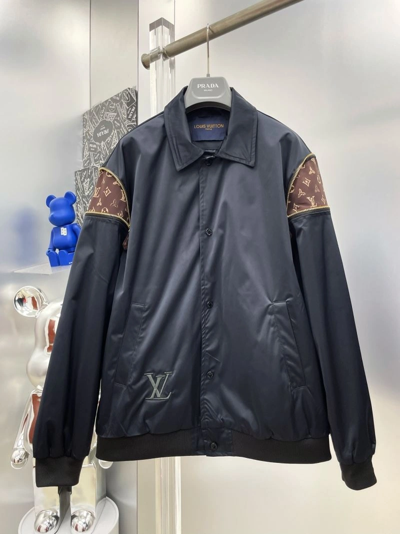 Louis Vuitton Outwear Practical 137587
