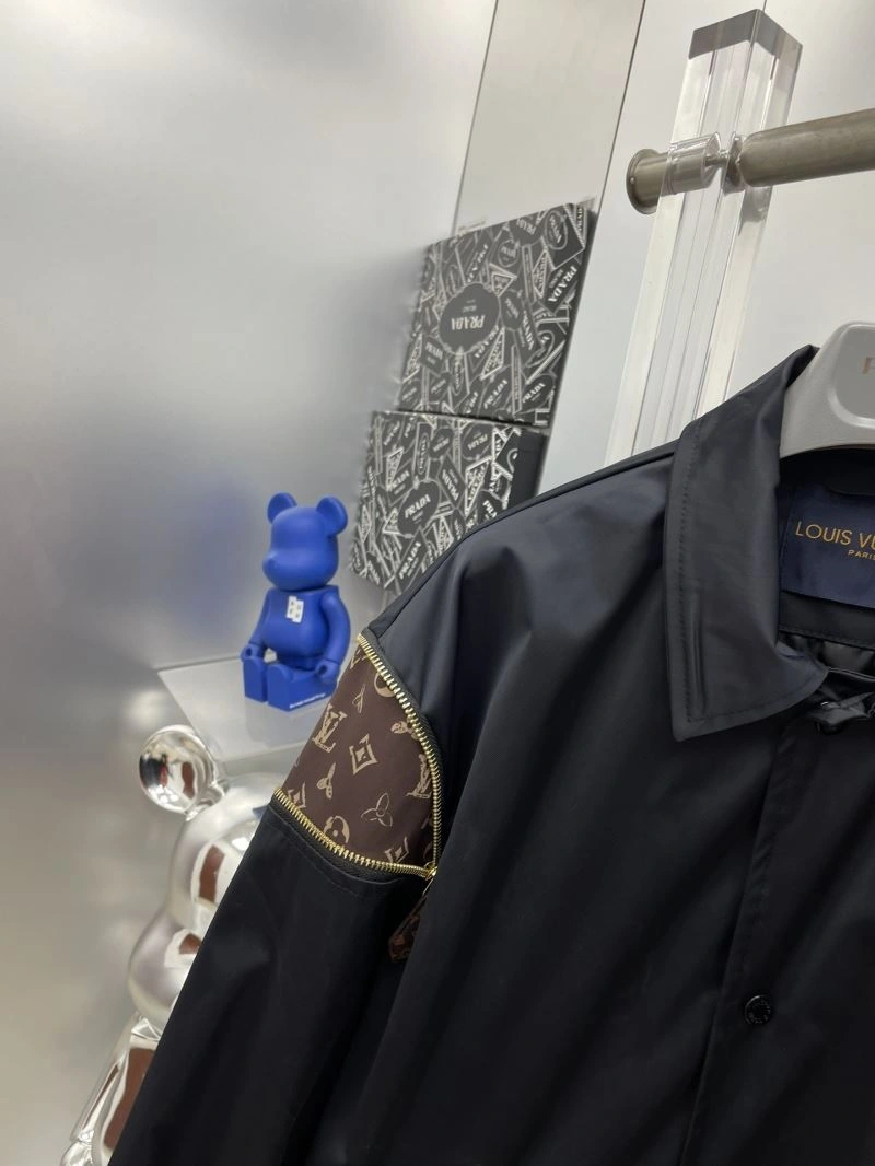 Louis Vuitton Outwear Practical 137587