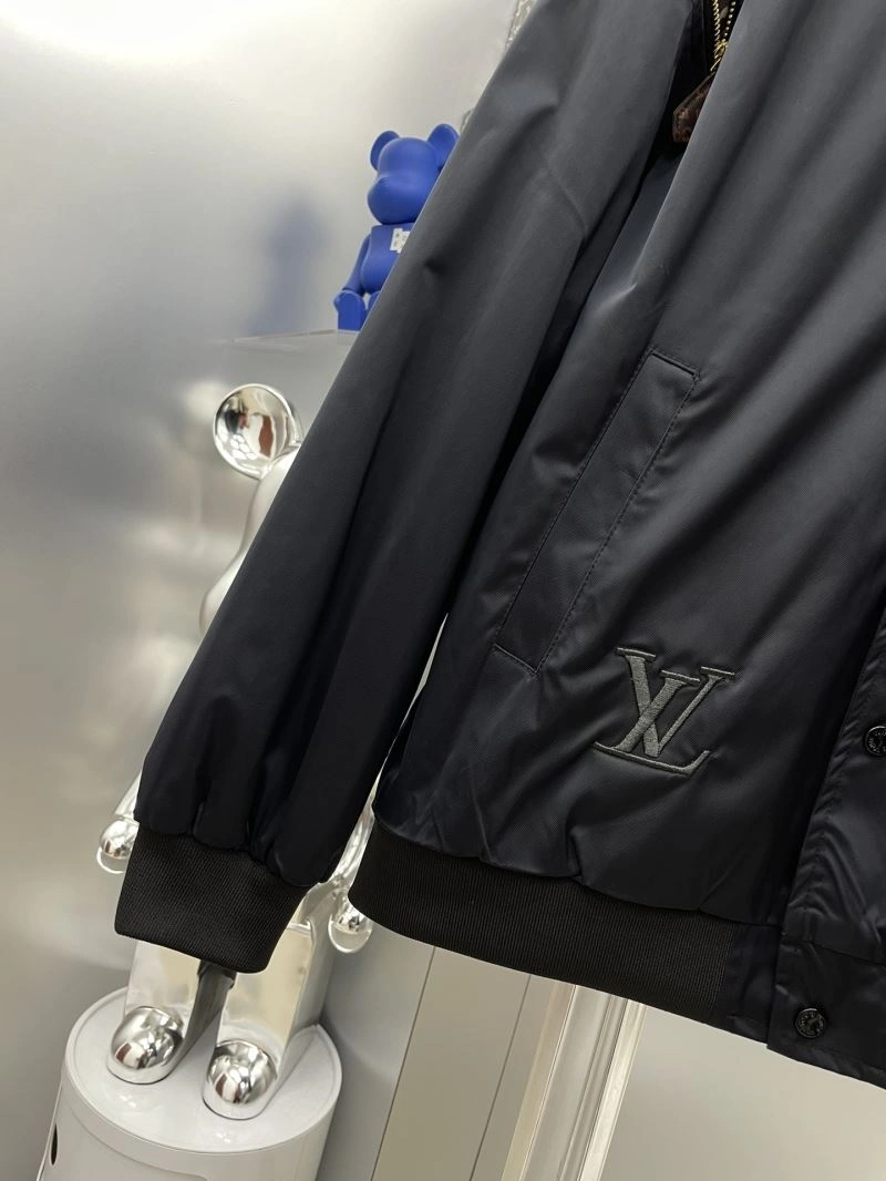 Louis Vuitton Outwear Practical 137587