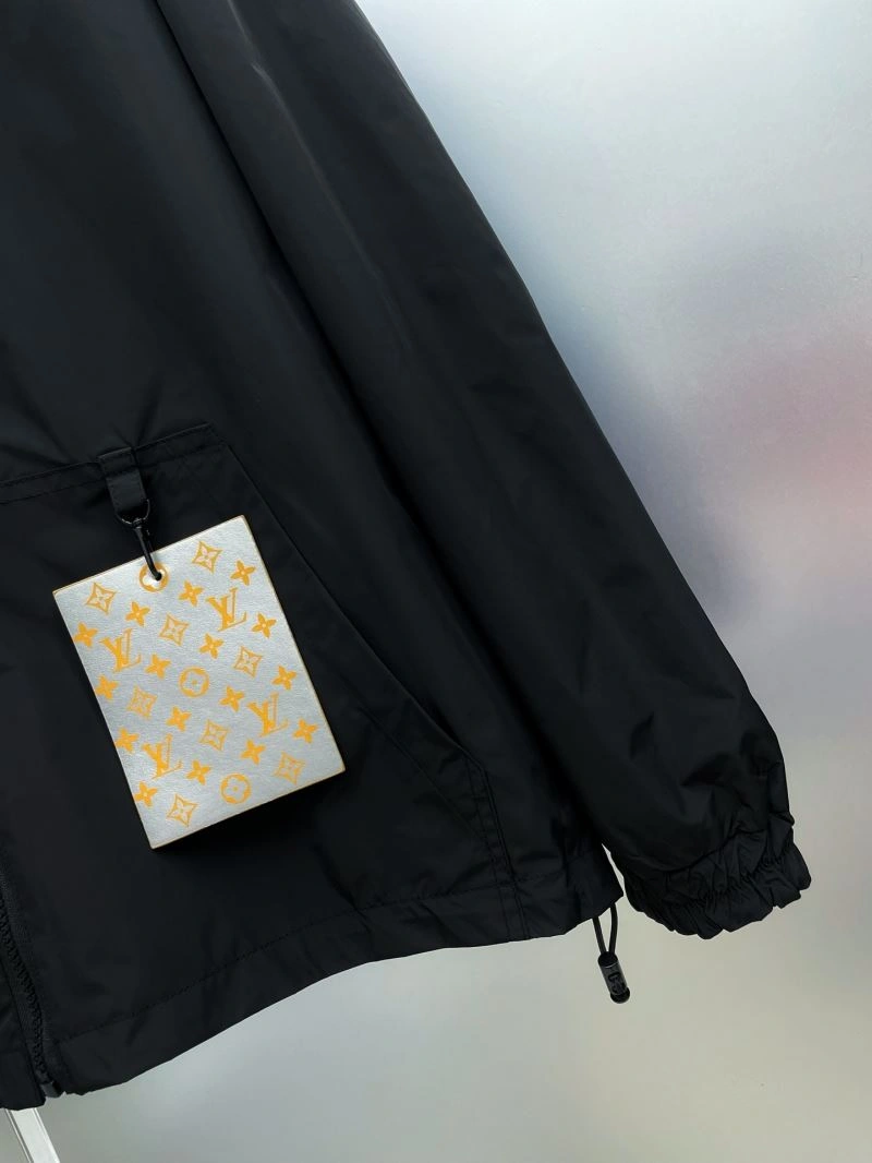 SunProtective Louis Vuitton Outwear 137576
