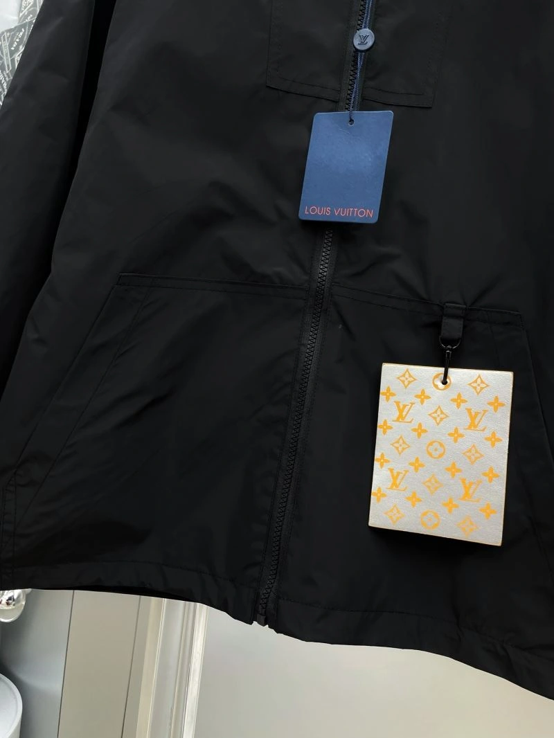 SunProtective Louis Vuitton Outwear 137576
