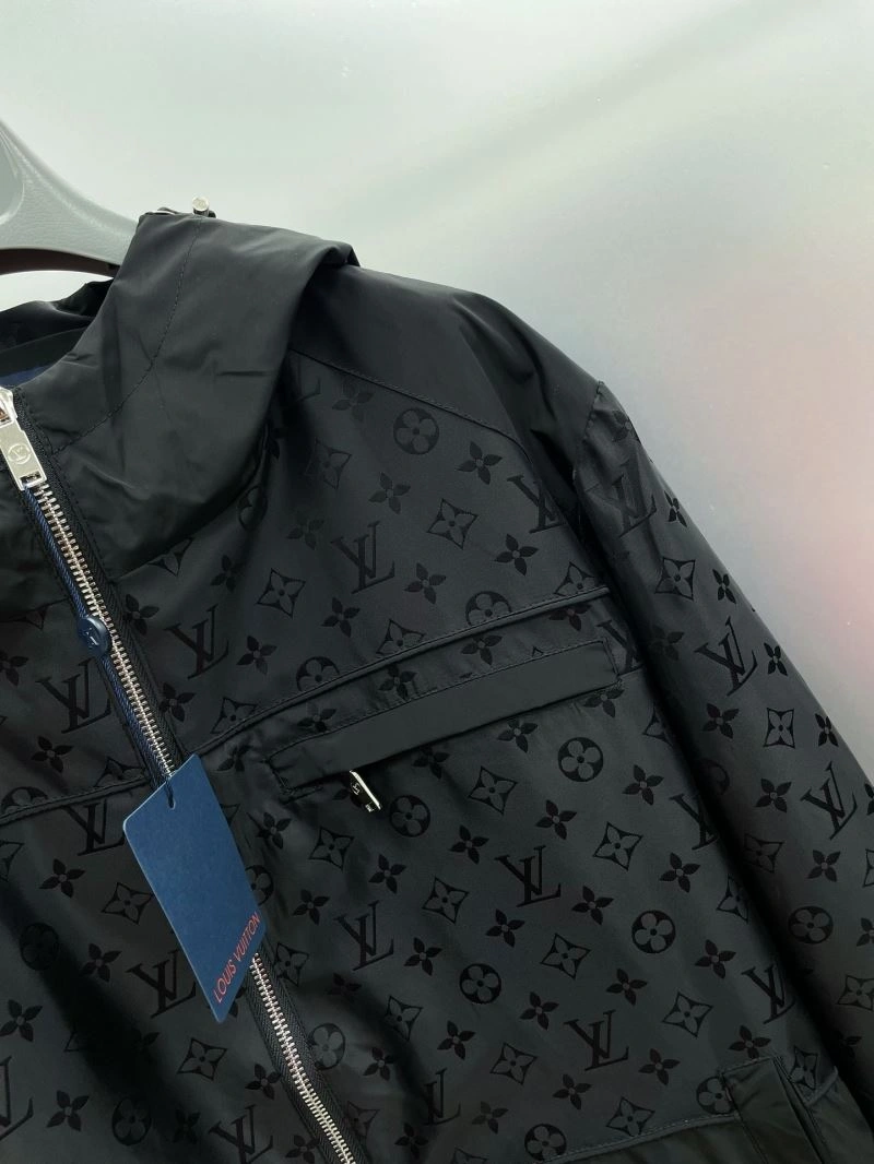 Louis Vuitton Outwear Durable 137569