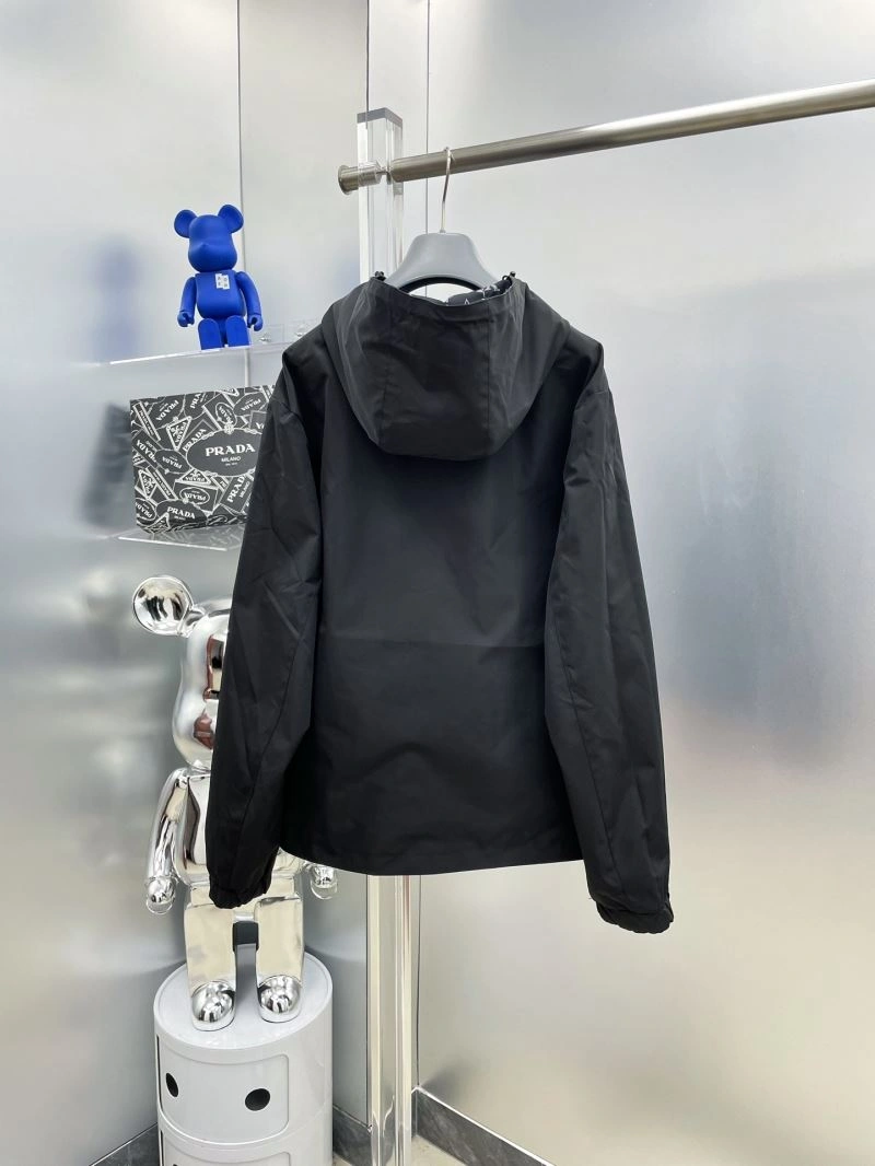 Louis Vuitton Outwear FashionForward 137564