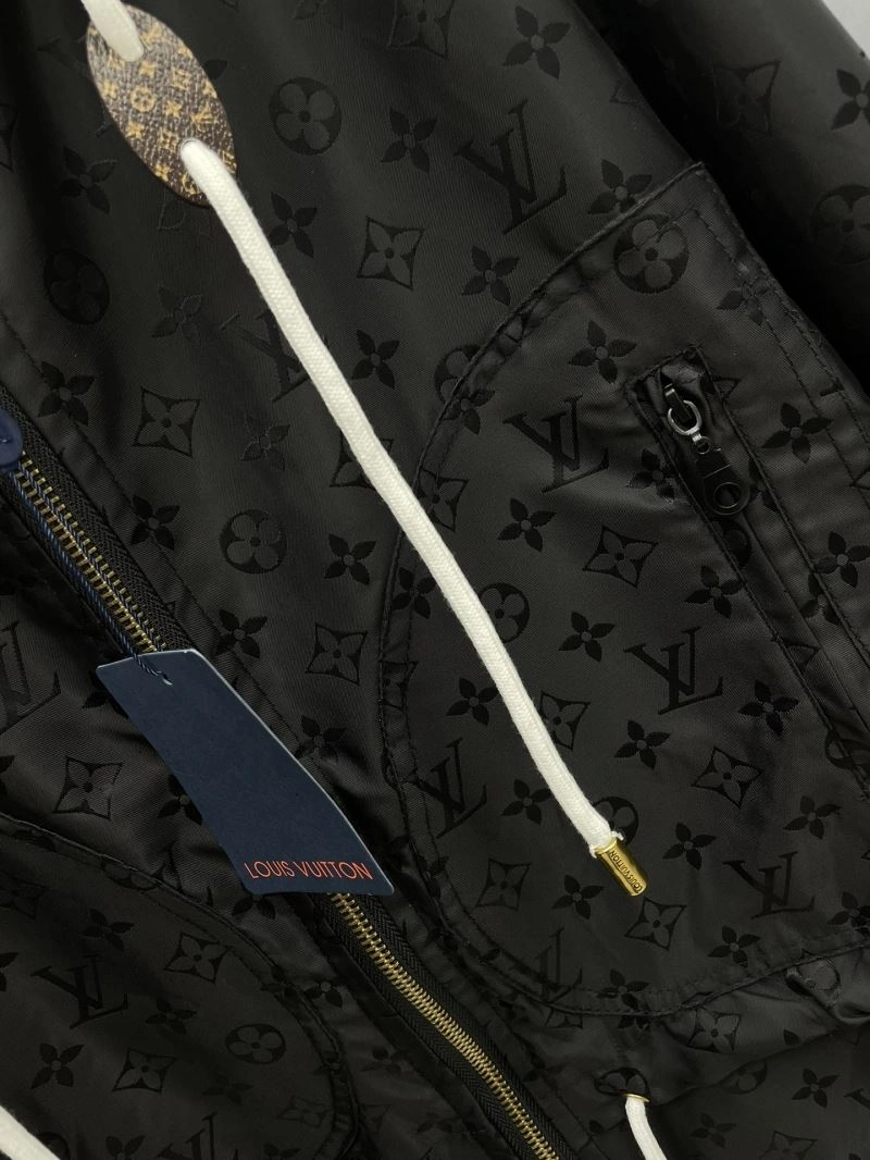 NewStyle Louis Vuitton Outwear 137563