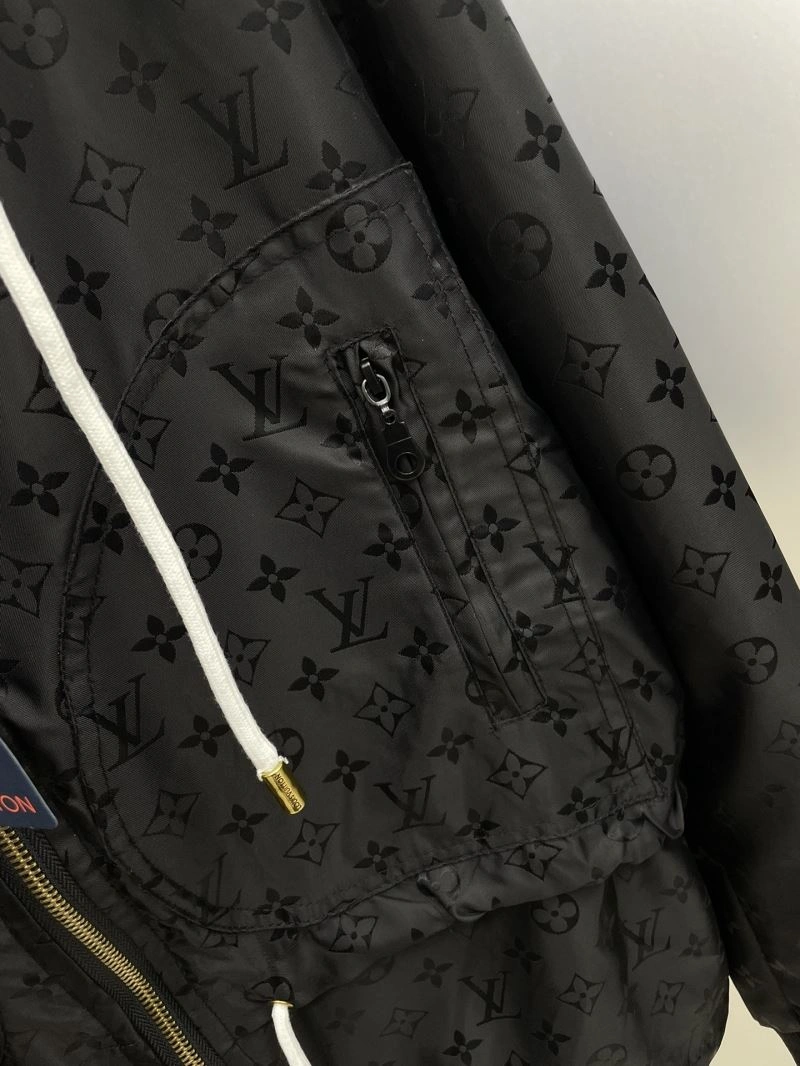 NewStyle Louis Vuitton Outwear 137563