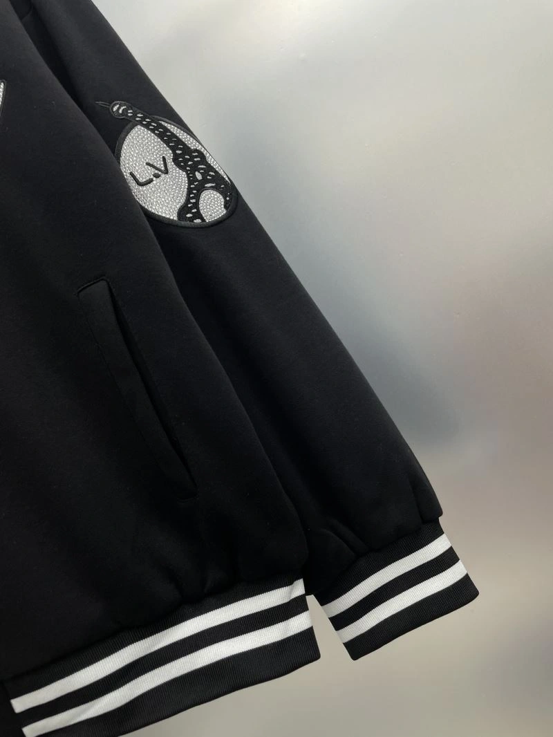 Breathable Louis Vuitton Outwear 137566