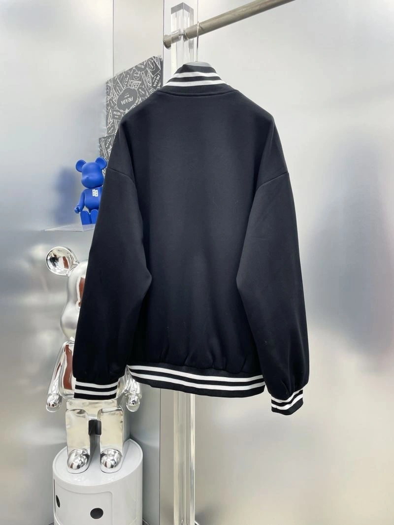 Breathable Louis Vuitton Outwear 137566