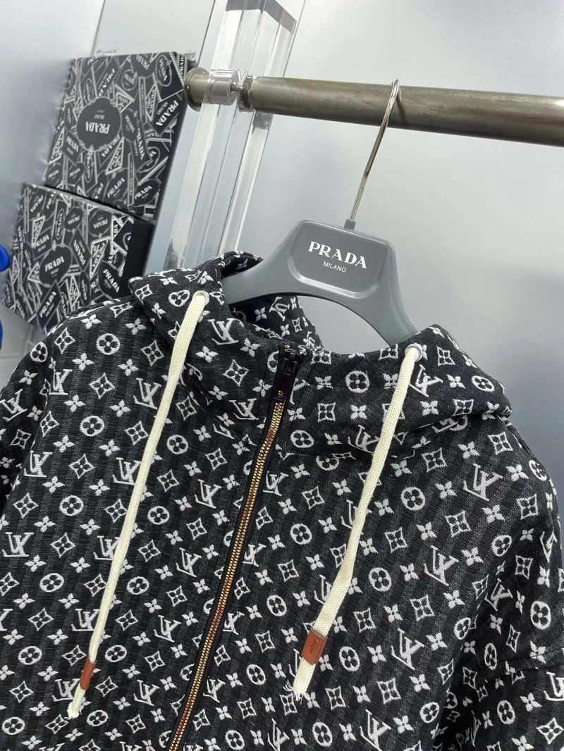 Original Louis Vuitton Outwear 137560