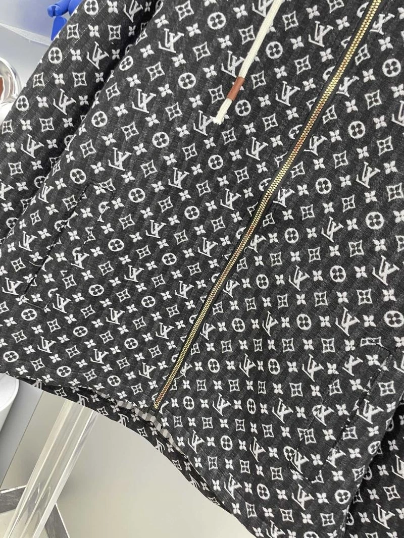 Original Louis Vuitton Outwear 137560