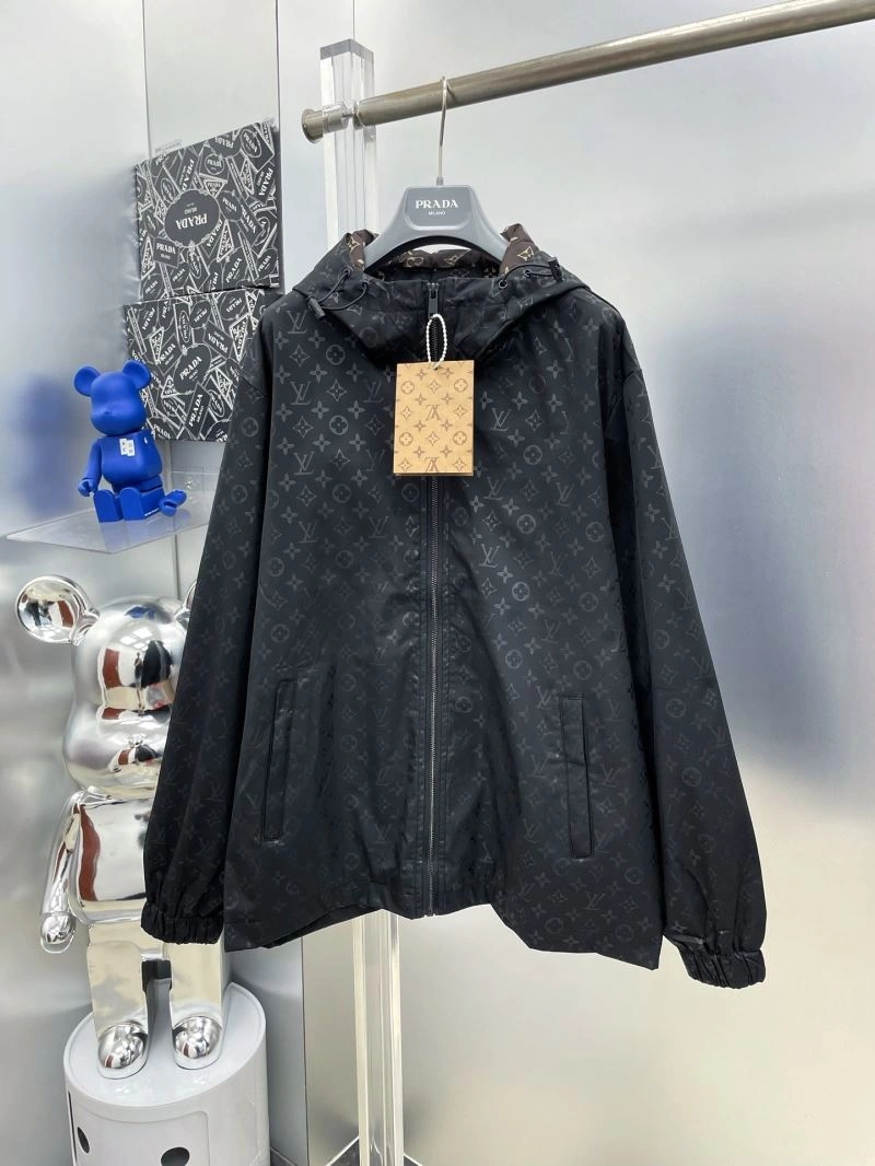 Louis Vuitton Outwear WrinkleFree 137557