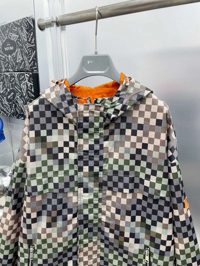 Louis Vuitton Outwear ModernLook 137559