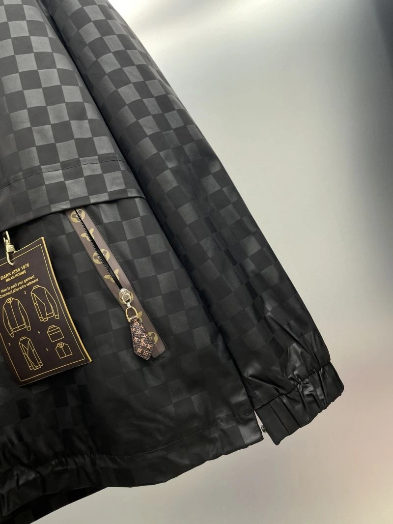 Louis Vuitton Outwear AllSeason 137558