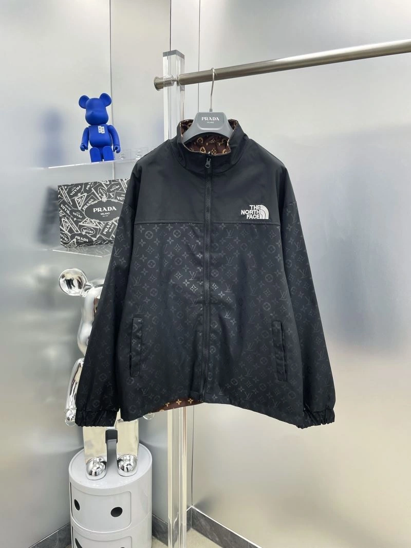 QuickDry Louis Vuitton Outwear 137554