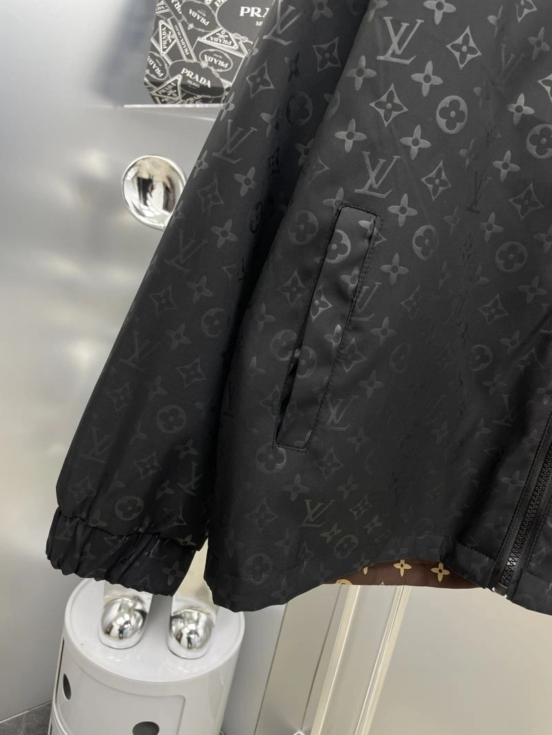 QuickDry Louis Vuitton Outwear 137554
