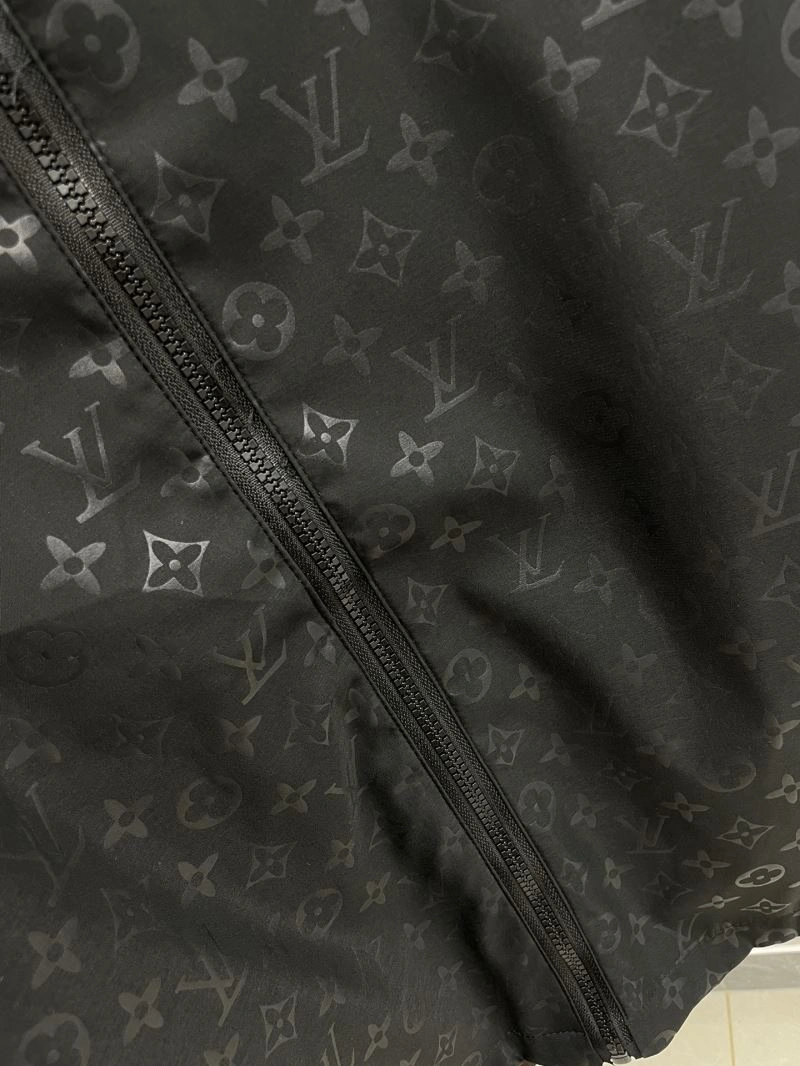 QuickDry Louis Vuitton Outwear 137554