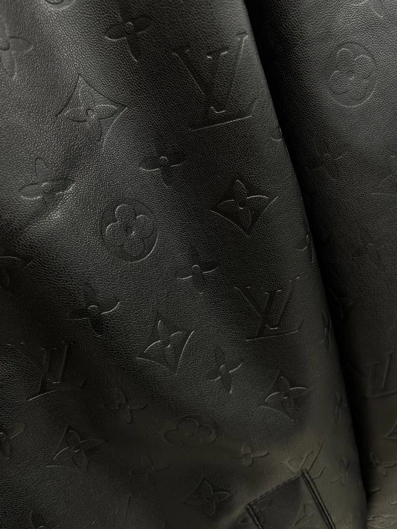 WaterResistant Louis Vuitton Outwear 137553