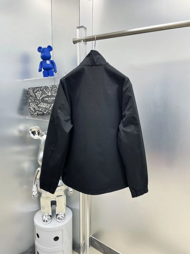 Practical Louis Vuitton Outwear 137550