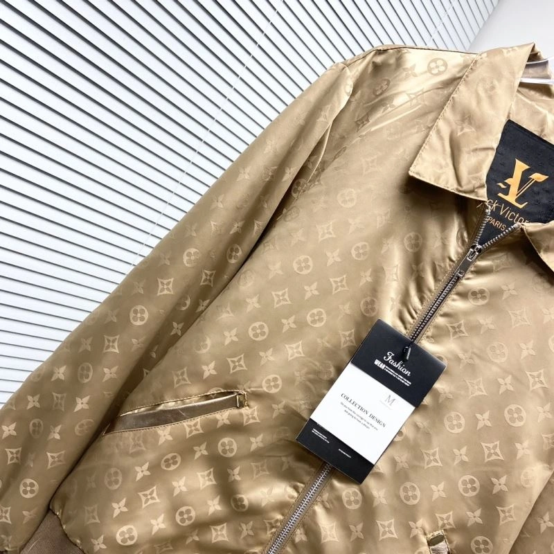 Louis Vuitton Outwear Durable 137538