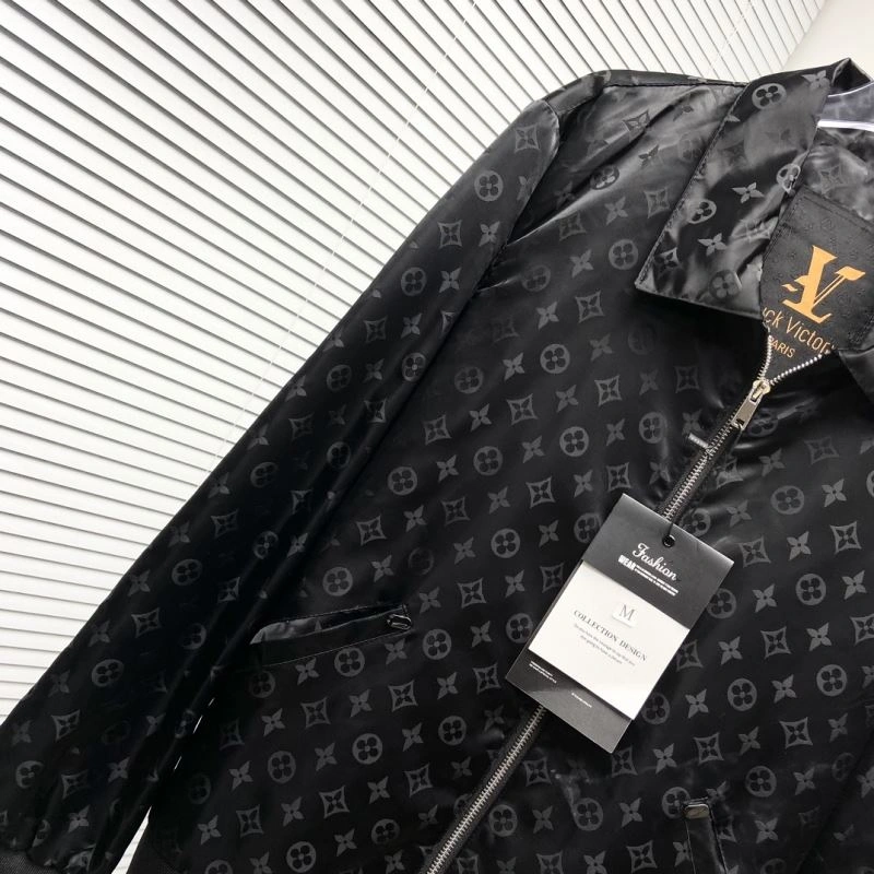 FlexibleFit Louis Vuitton Outwear 137542