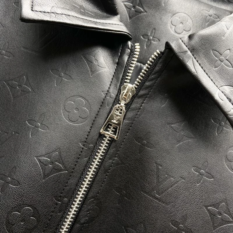 Louis Vuitton Outwear Bold 137537