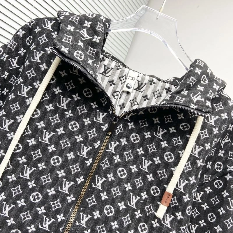 EasyCare Louis Vuitton Outwear 137536