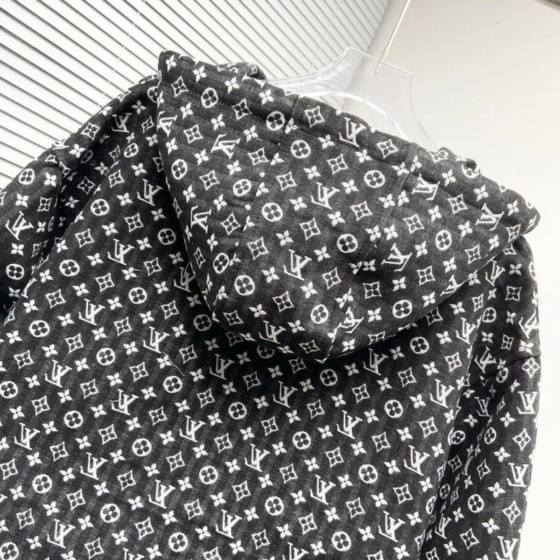 EasyCare Louis Vuitton Outwear 137536