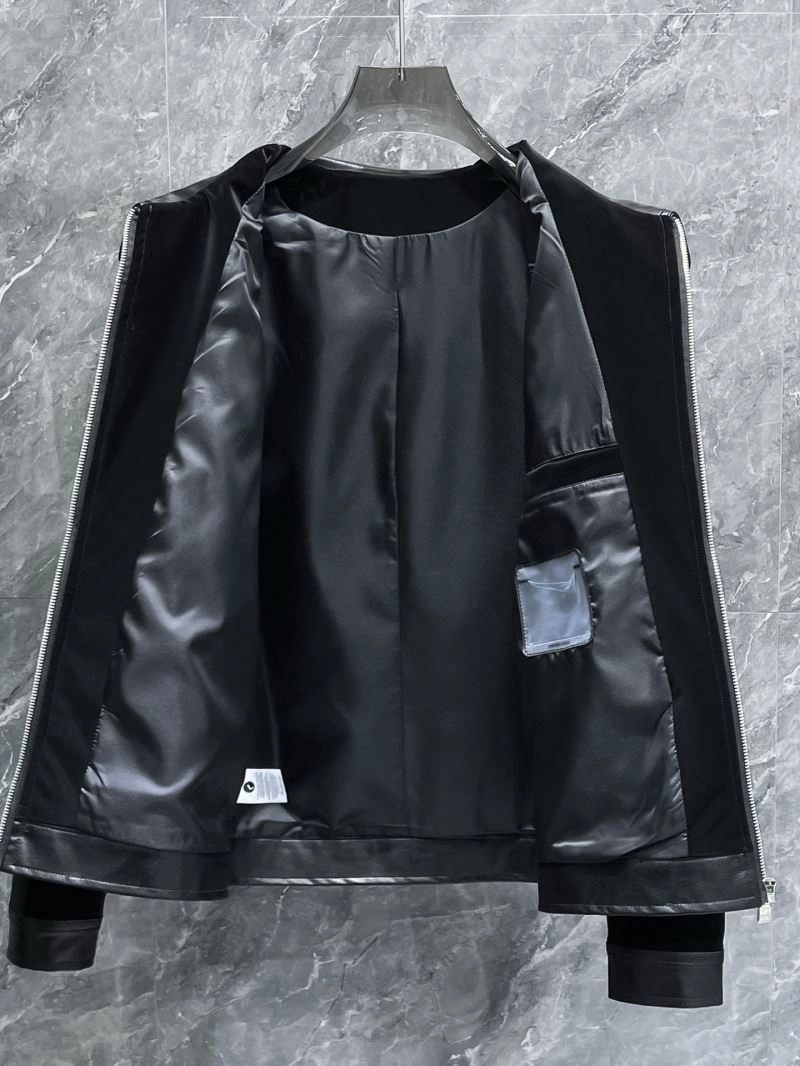 Sophisticated Louis Vuitton Outwear 137527