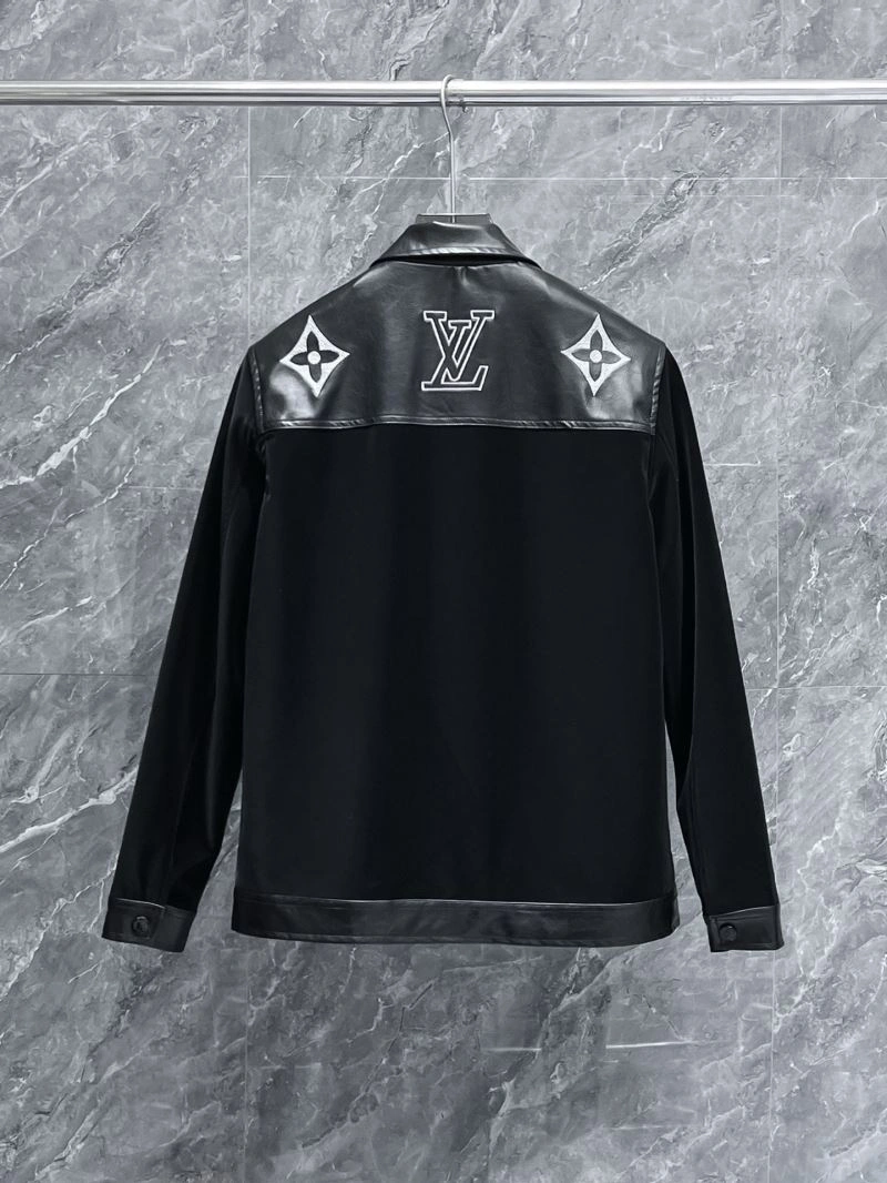 Sophisticated Louis Vuitton Outwear 137527