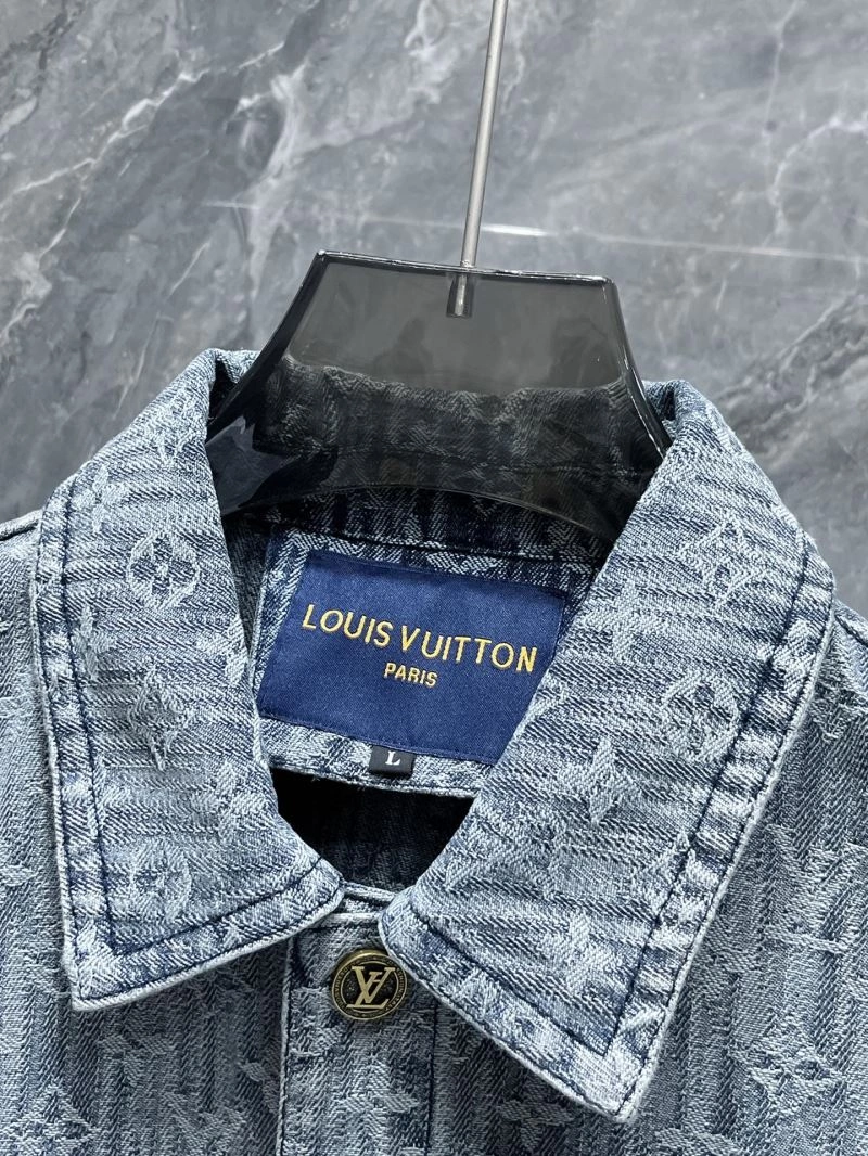 Louis Vuitton Outwear Versatile 137526