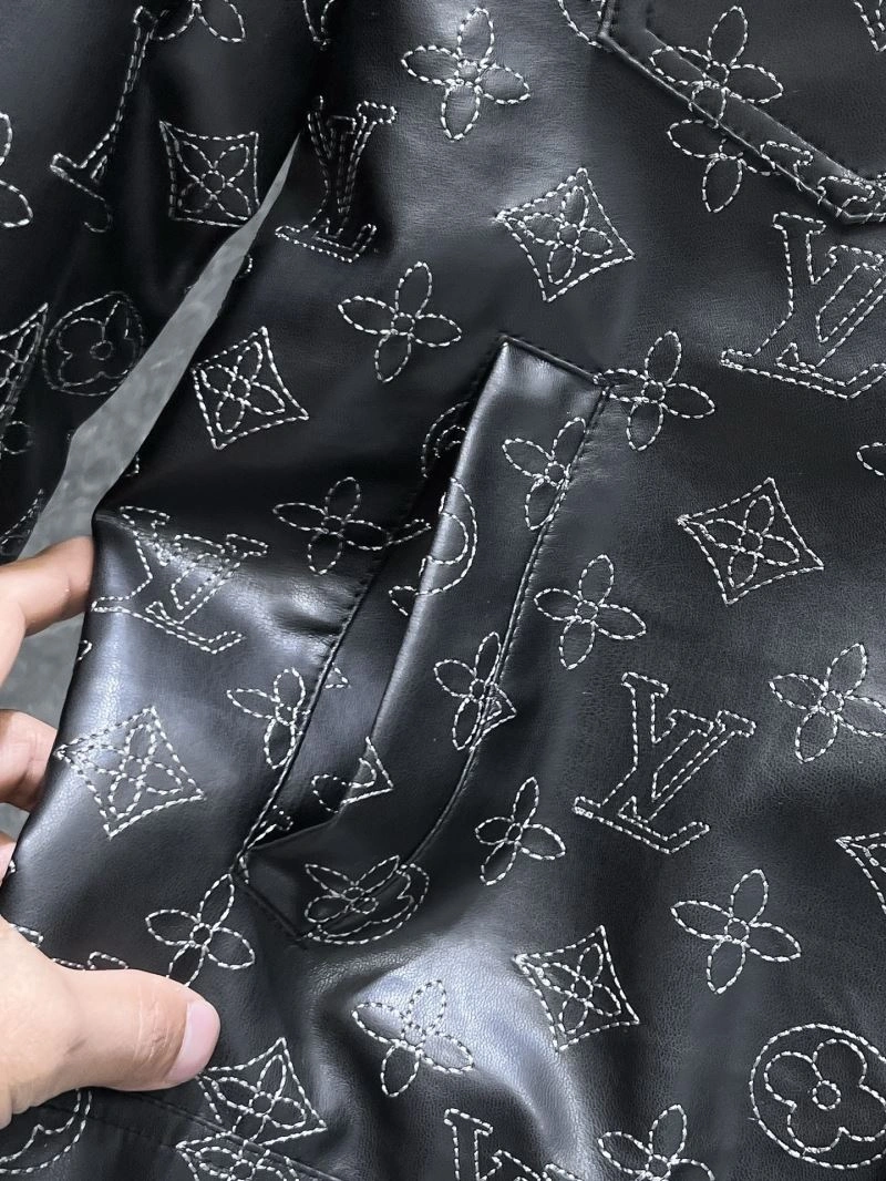 NewStyle Louis Vuitton Outwear 137544