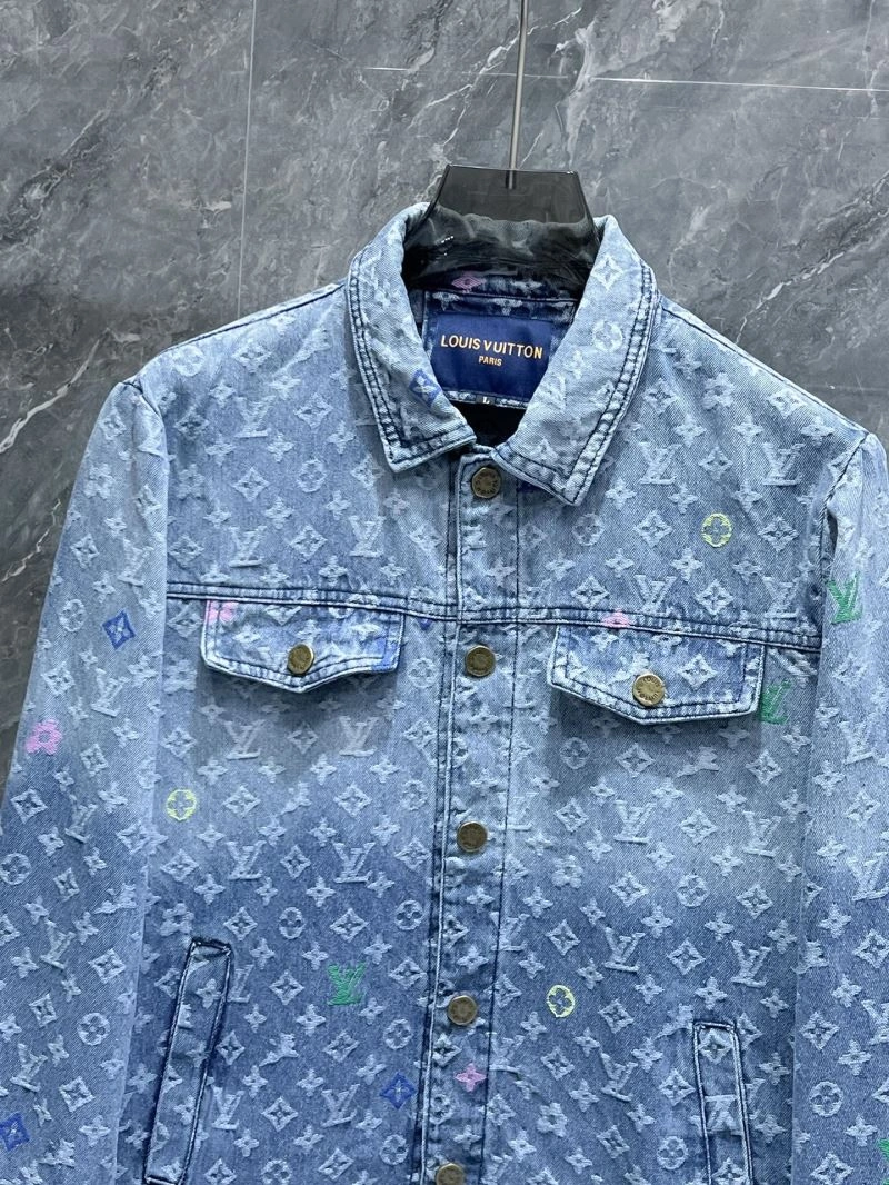 Louis Vuitton Outwear Lightweight 137540