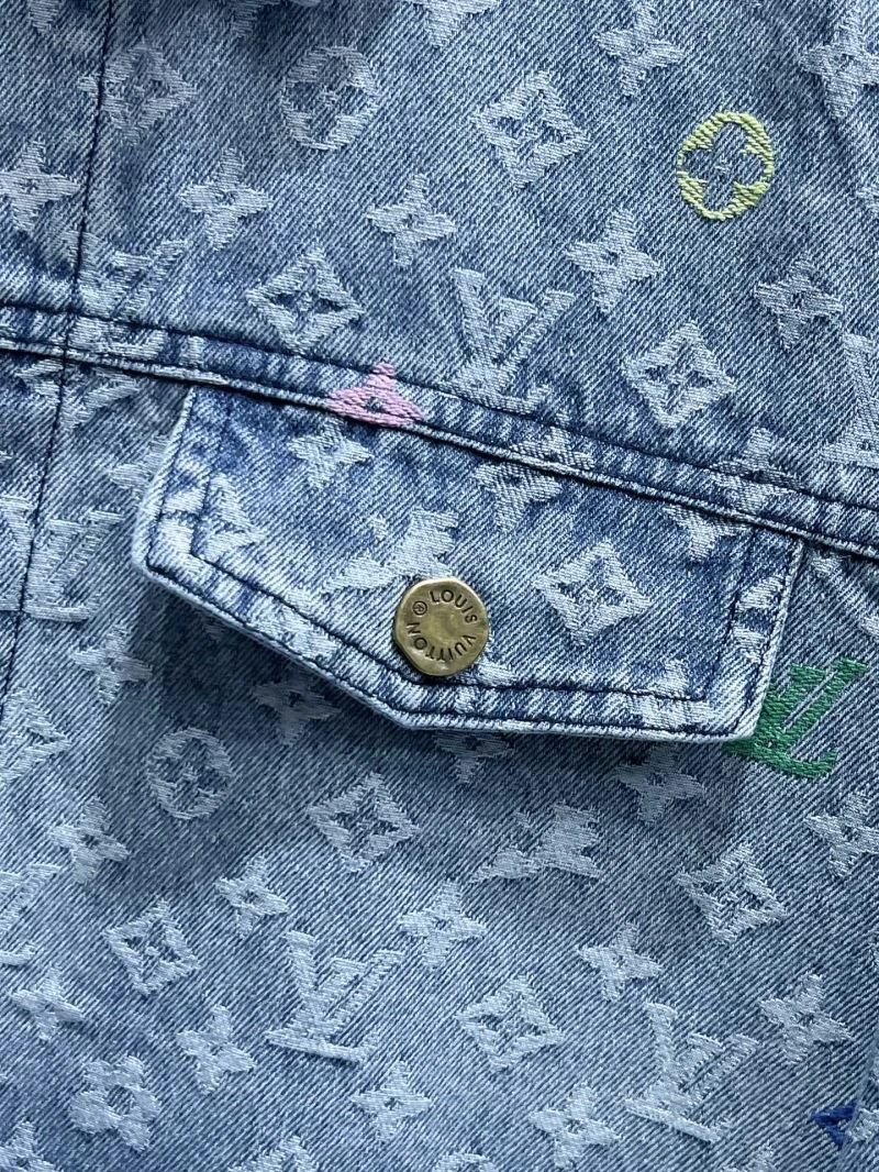 Louis Vuitton Outwear Lightweight 137540