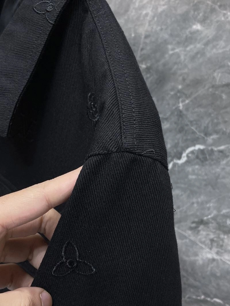 Louis Vuitton Outwear ZipUp 137603