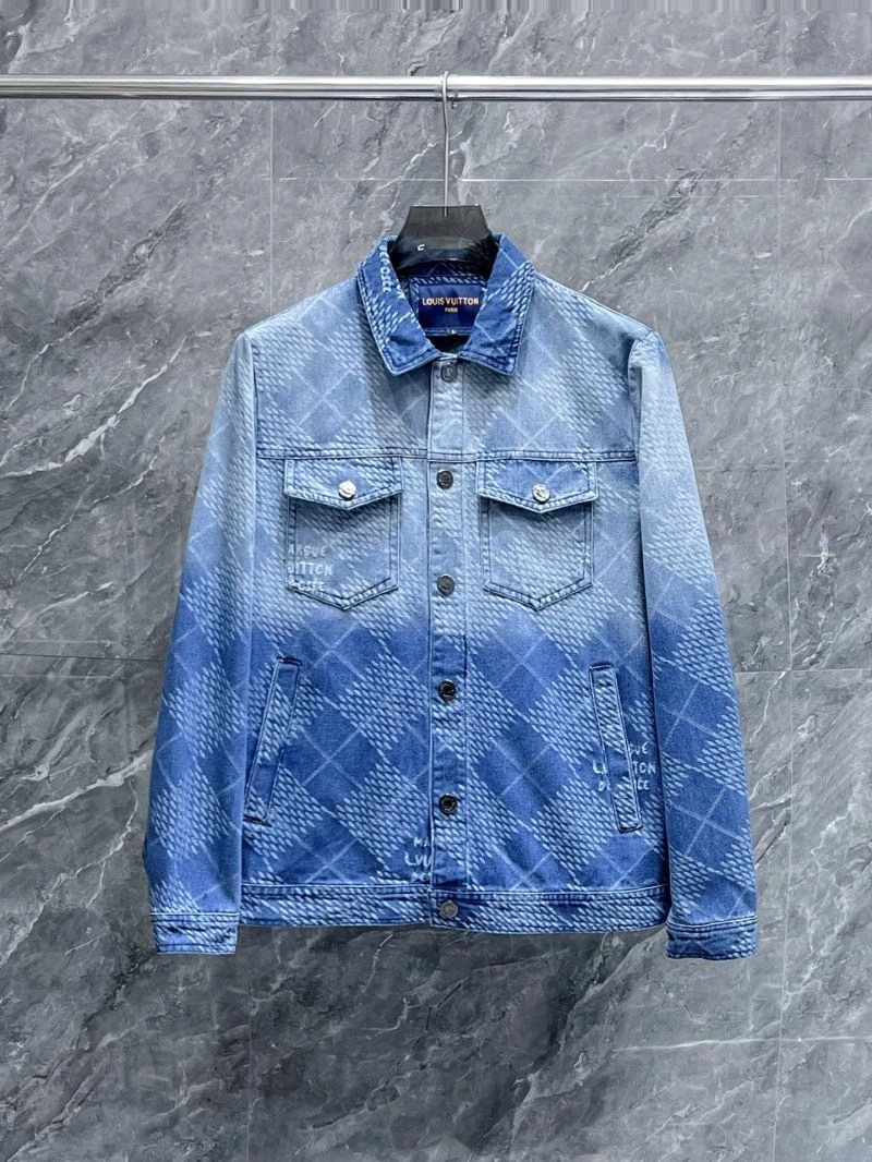 Refined Louis Vuitton Outwear 137522