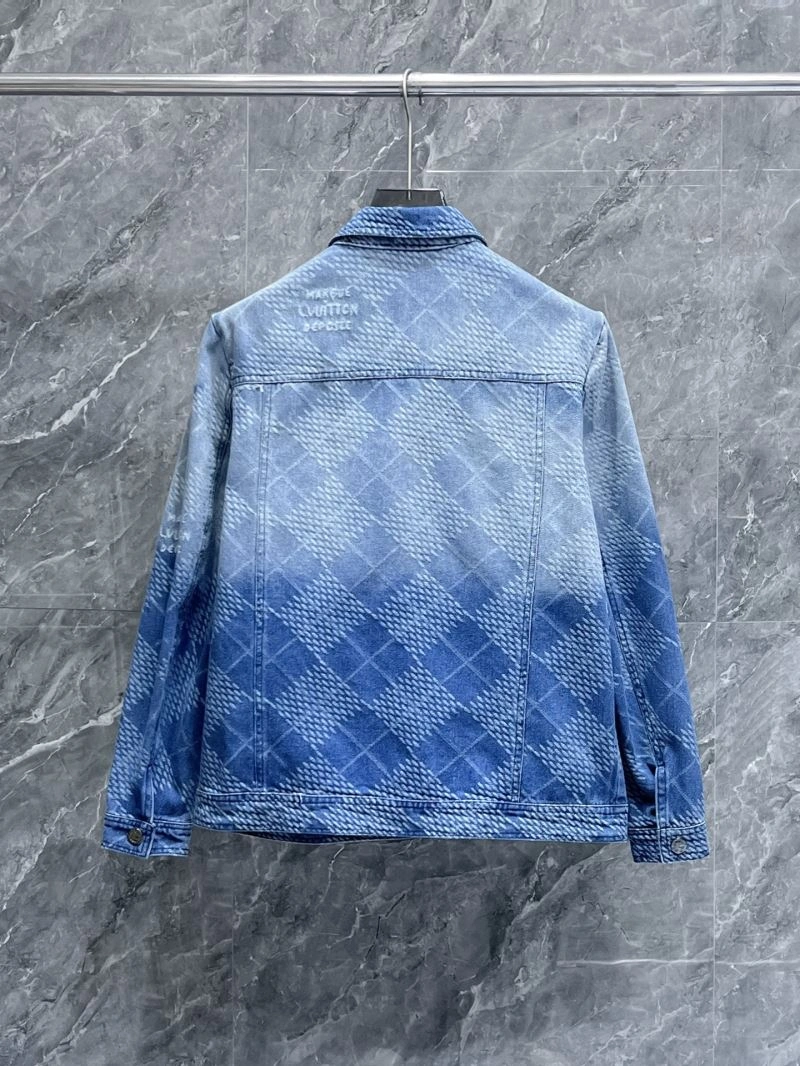 Refined Louis Vuitton Outwear 137522