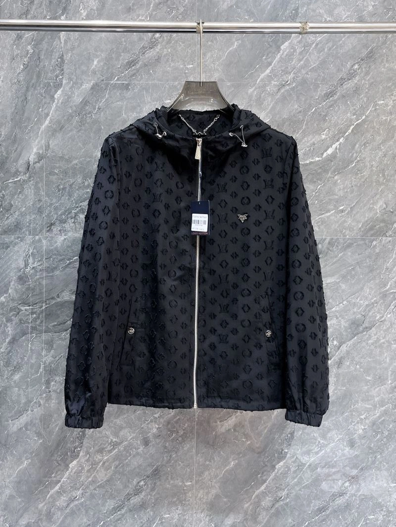 Stylish Louis Vuitton Outwear 137521